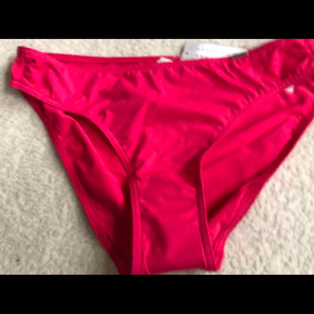 NWT‎ Triumph Bikini Swim bottoms